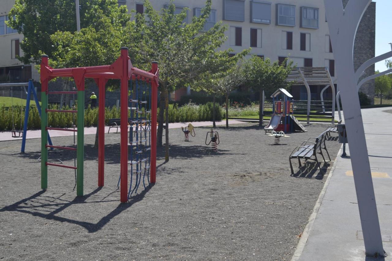 Apartamento Las Margas Golf Pirineo Aragones Sabiñánigo エクステリア 写真